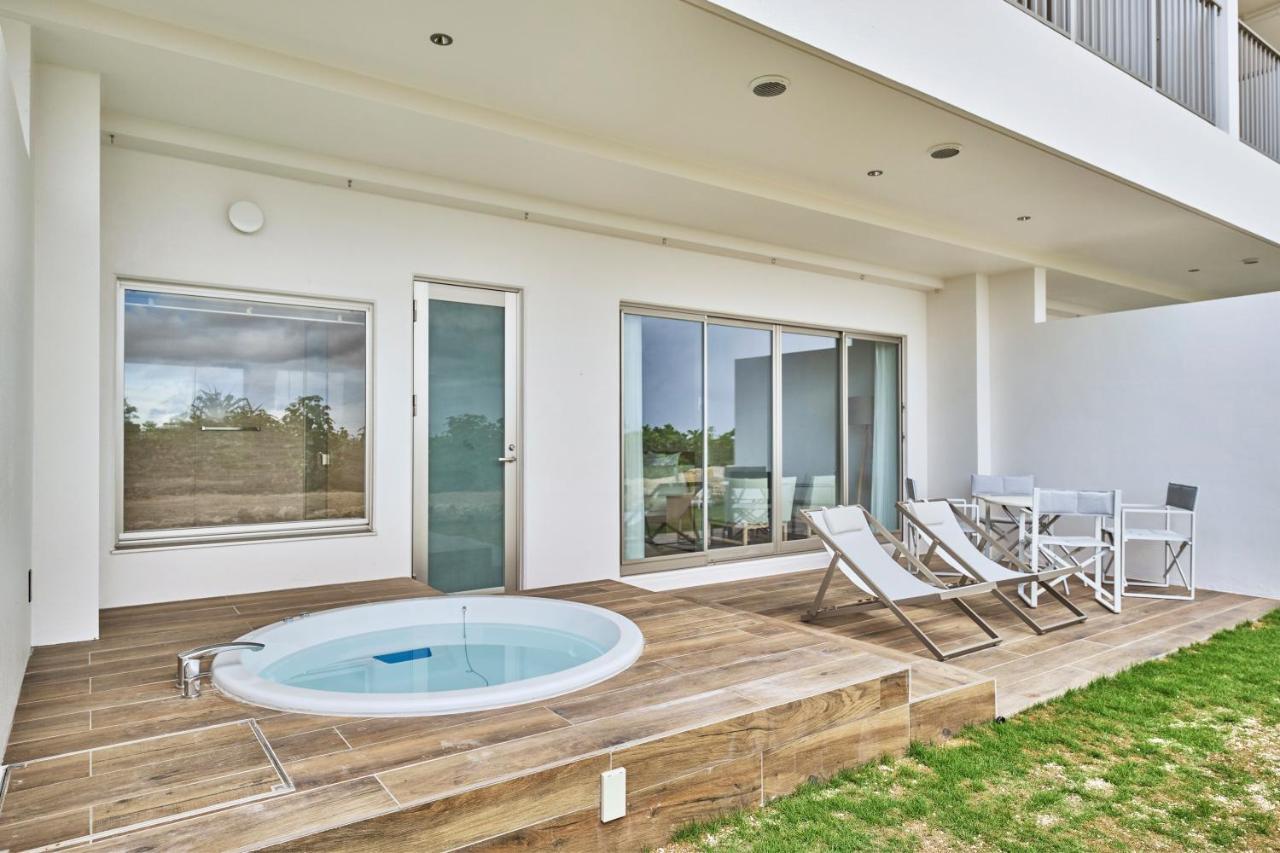 Watermark Hotel Okinawa Miyakojima Екстериор снимка